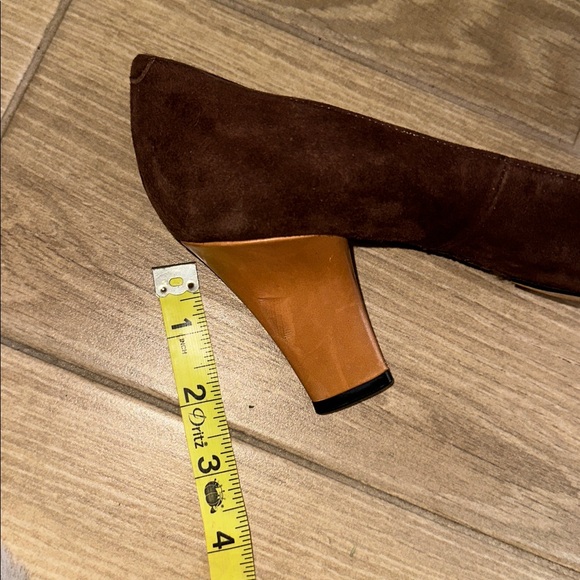 Vintage Givenchy Heels - Picture 3 of 5